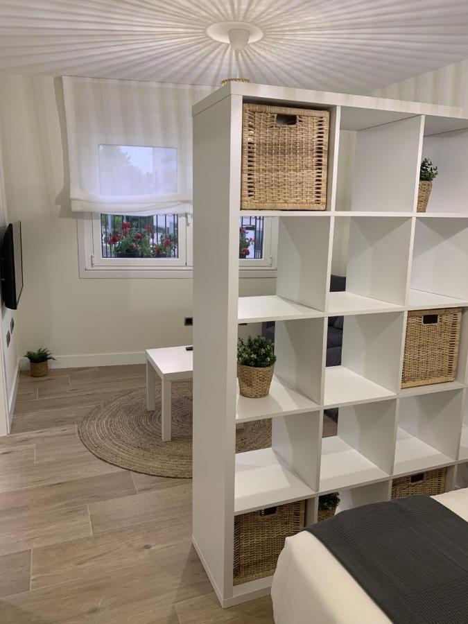 Apartamentos San Lazaro ซานติอาโก เด กอมโปสเตลา ภายนอก รูปภาพ